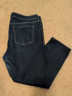 Old Navy Women's Power Slim Straight Mid-rise Jeans